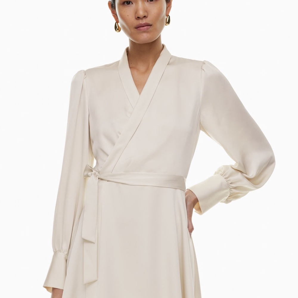 NWT Aritzia Babaton Hyde Mini Dress Matte Pearl Balletcore